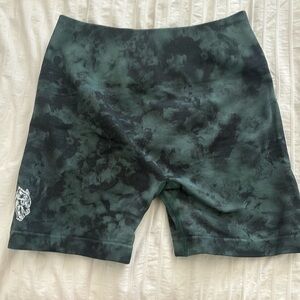 Scrunchy Butt Darc Sport Shorts